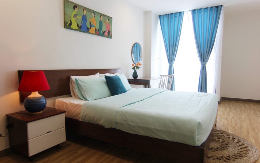 Penthouse two bedroom apartment in An Thuong near My Khe beach for rent