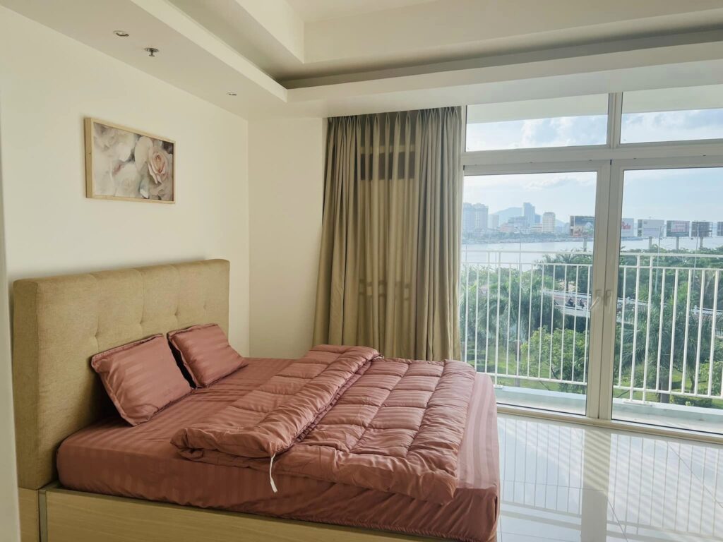 Warm apartment in Azura building for rent